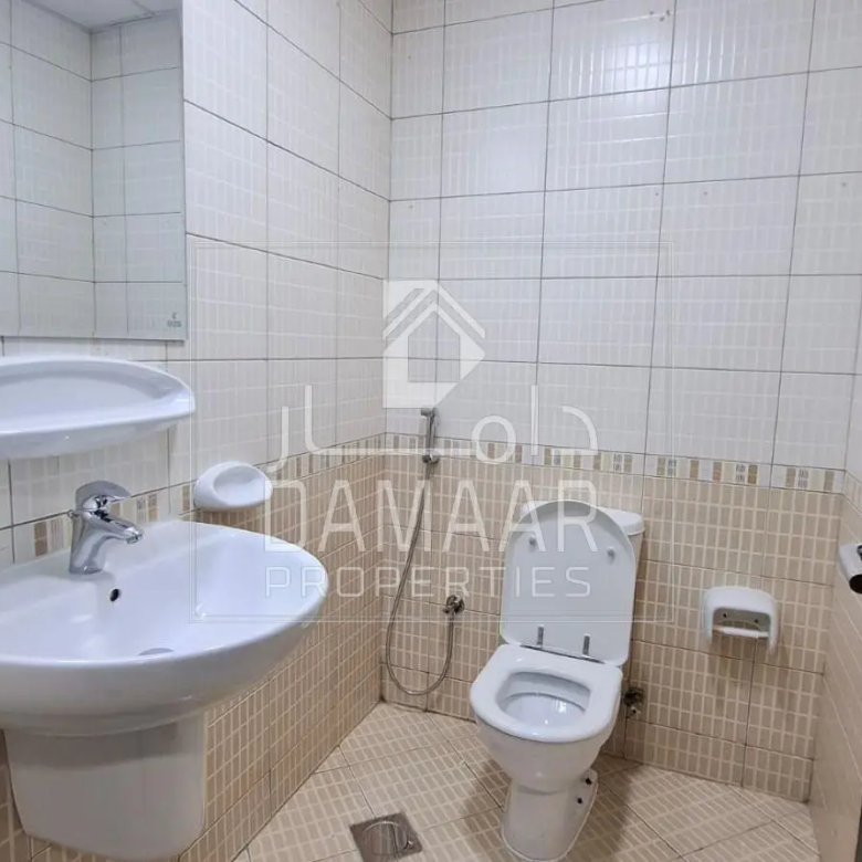 Spacious 1BR | 03 Minutes To Sharaf DG Metro