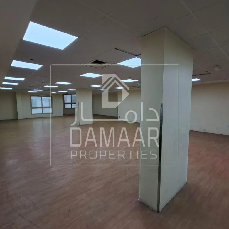 Spacious 1BR | 03 Minutes To Sharaf DG Metro